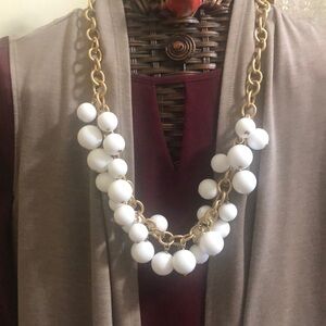 Big Bead gold tone necklace
